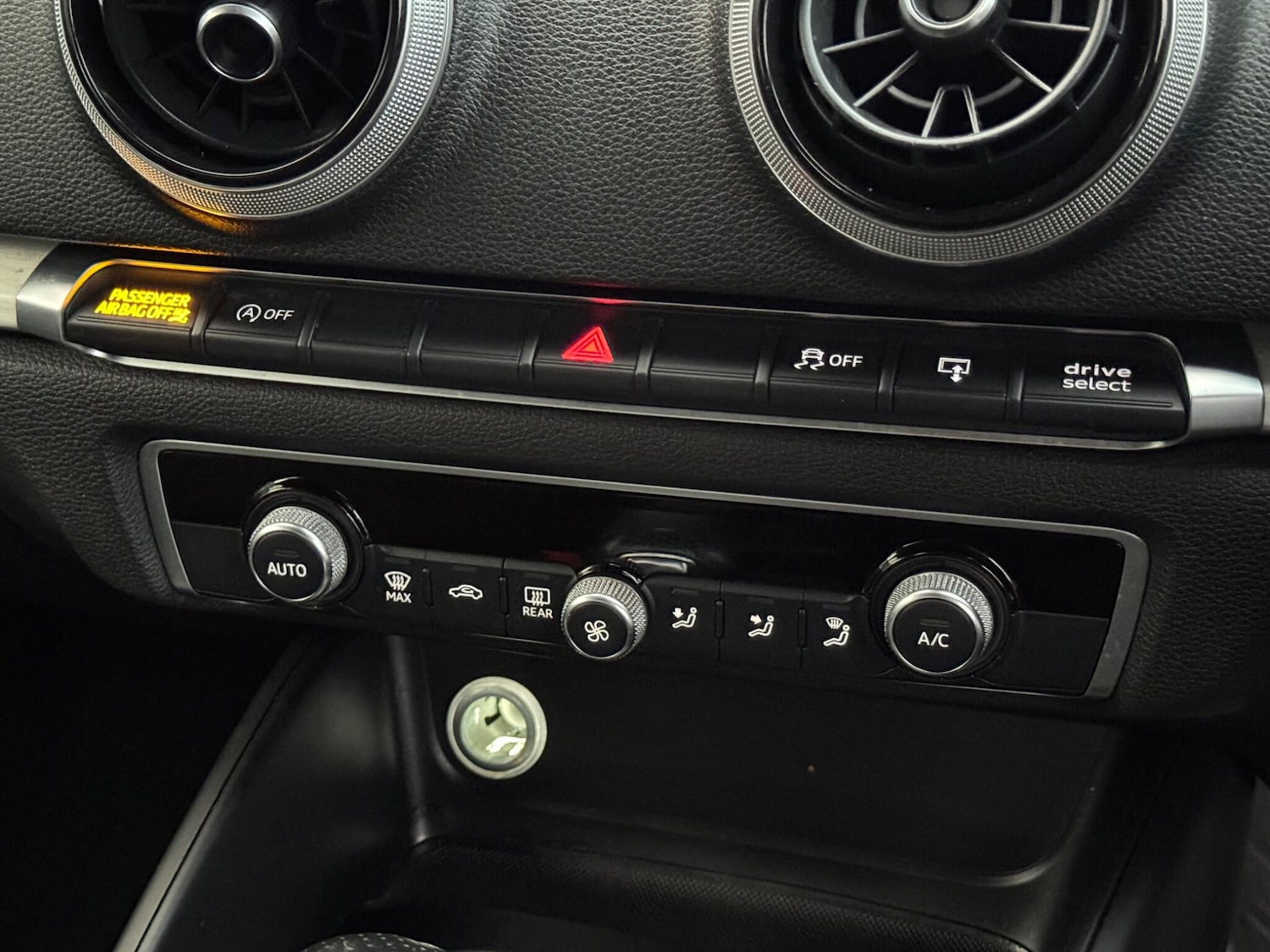 Used Audi A3 2016 for sale - 77015481: Photo 44