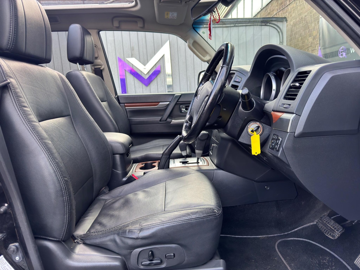 Used Mitsubishi Shogun 2014 for sale - 77330677: Photo 23