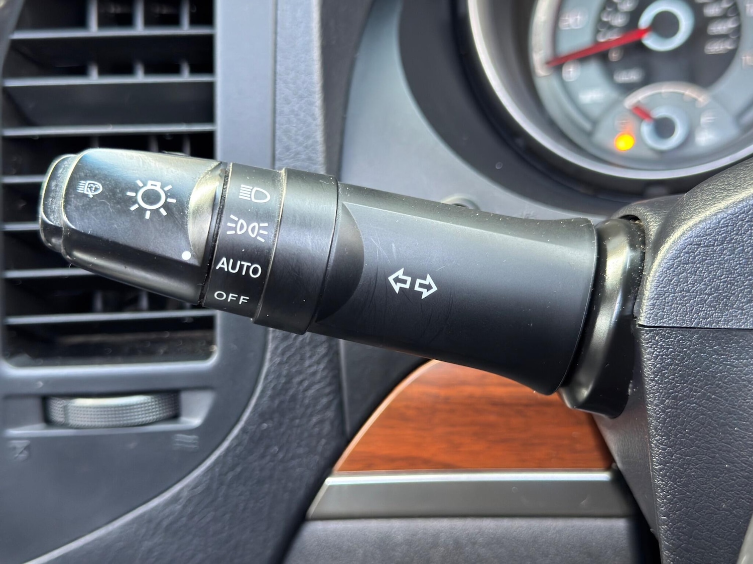 Used Mitsubishi Shogun 2014 for sale - 77330677: Photo 30