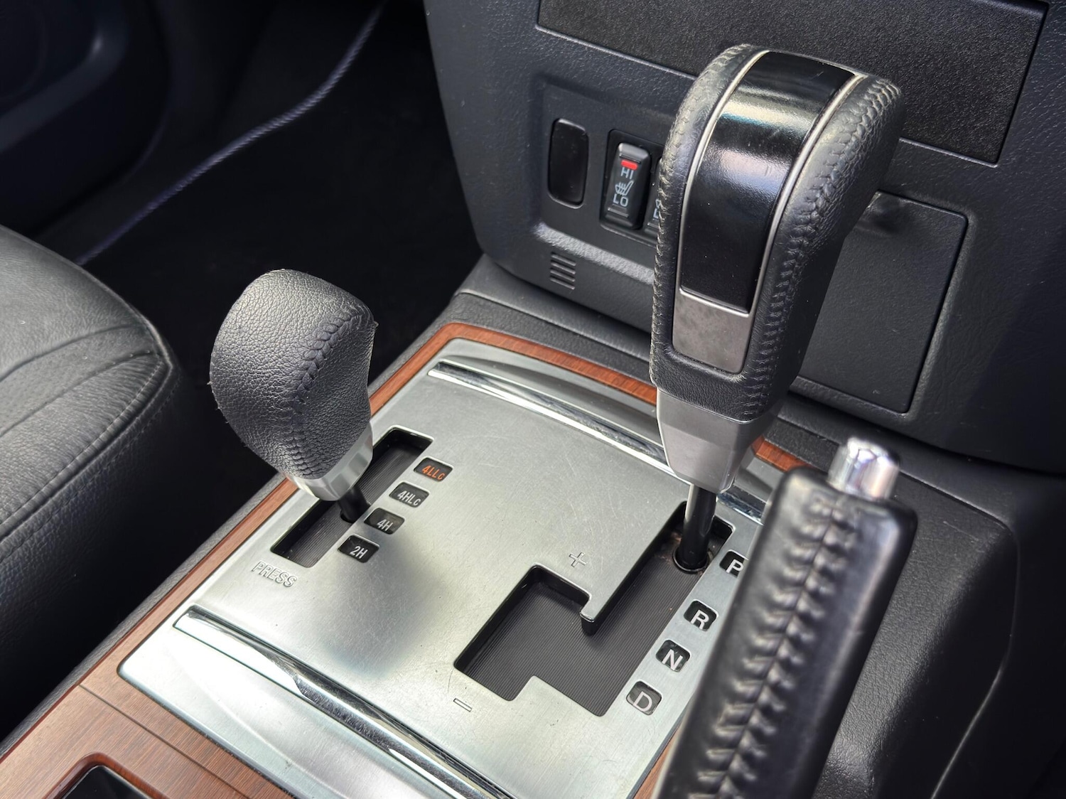 Used Mitsubishi Shogun 2014 for sale - 77330677: Photo 40