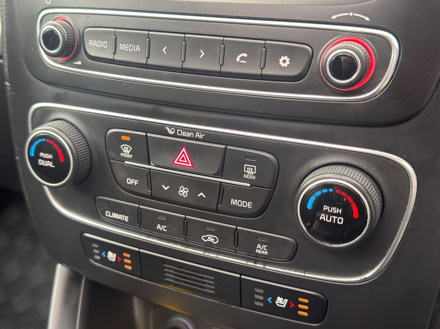 Used Kia Sorento 2015 for sale - 77456355: Photo 34