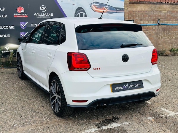 Used Volkswagen Polo 2015 for sale - 75608941: Photo 15
