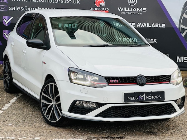 Used Volkswagen Polo 2015 for sale - 75608941: Photo 1