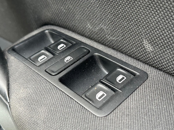 Used Volkswagen Polo 2015 for sale - 75608941: Photo 21