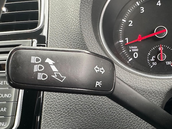 Used Volkswagen Polo 2015 for sale - 75608941: Photo 24