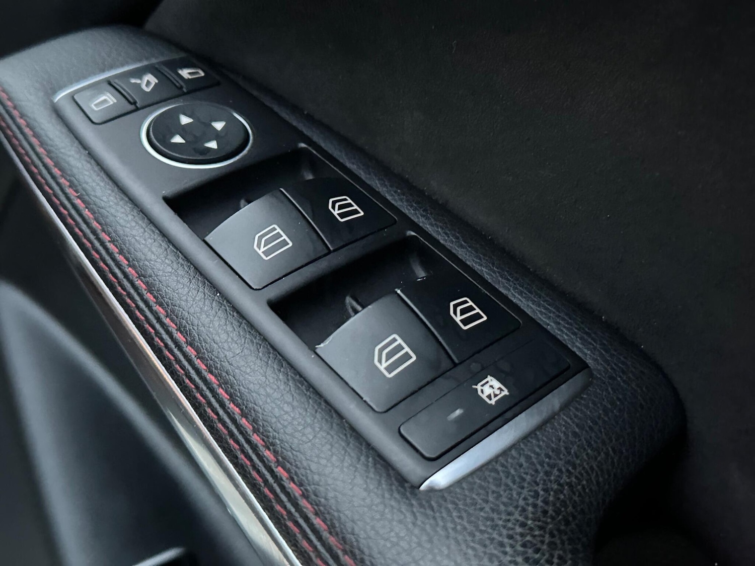 Used Mercedes-Benz GLA 2016 for sale - 76584071: Photo 24