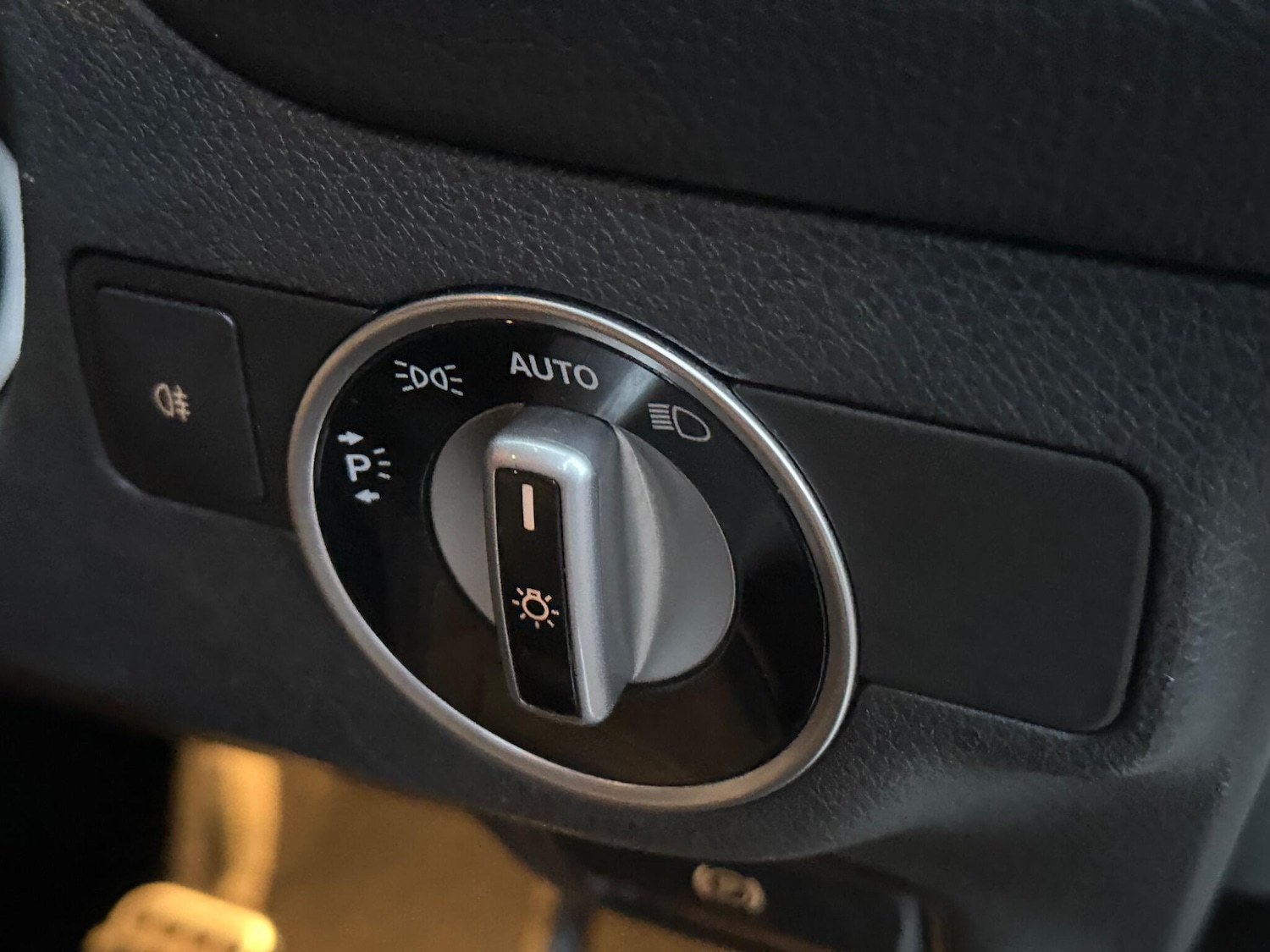 Used Mercedes-Benz GLA 2016 for sale - 76584071: Photo 26