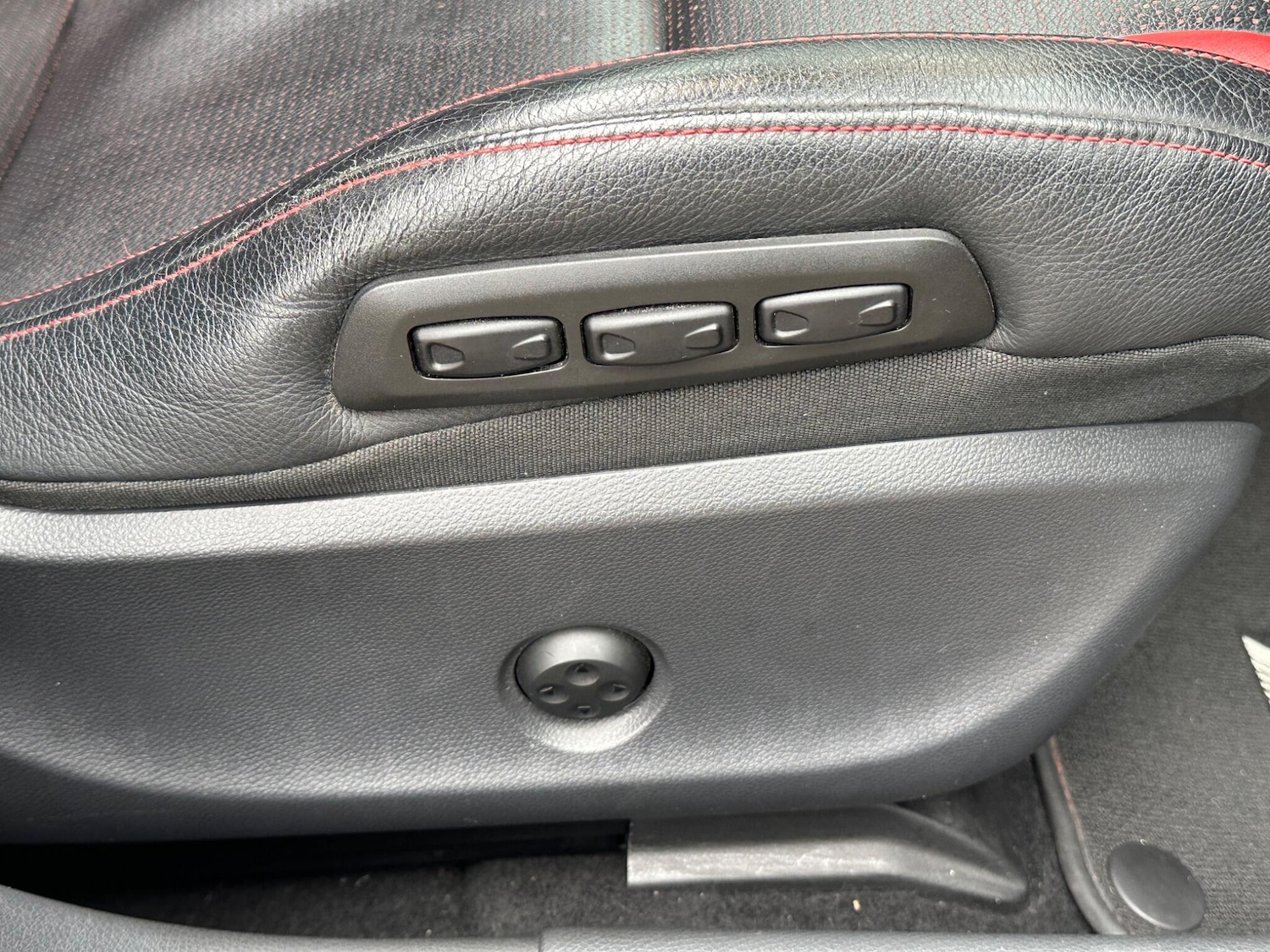 Used Mercedes-Benz A-Class 2014 for sale - 76259681: Photo 27