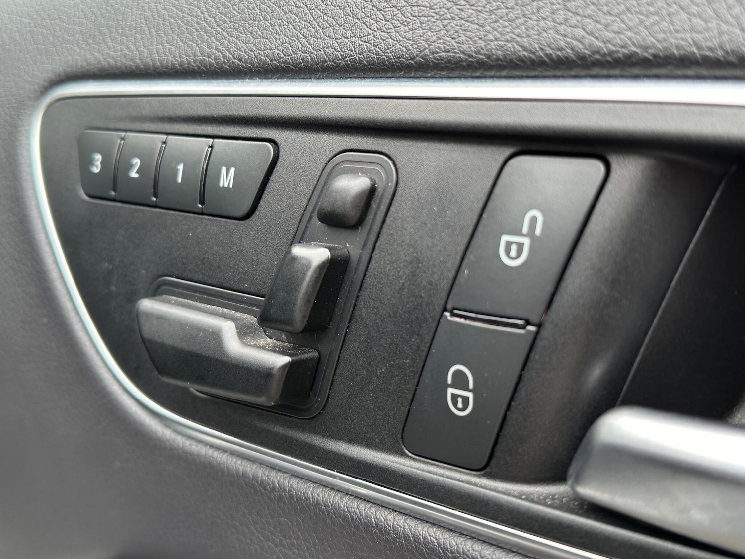 Used Mercedes-Benz A-Class 2014 for sale - 76259681: Photo 29