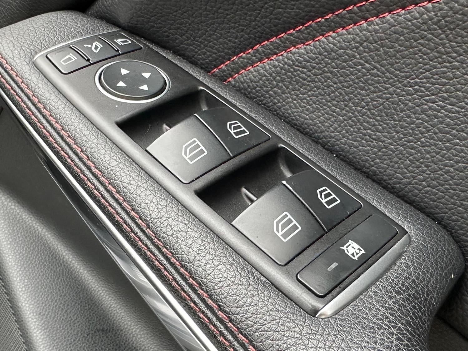 Used Mercedes-Benz A-Class 2014 for sale - 76259681: Photo 30