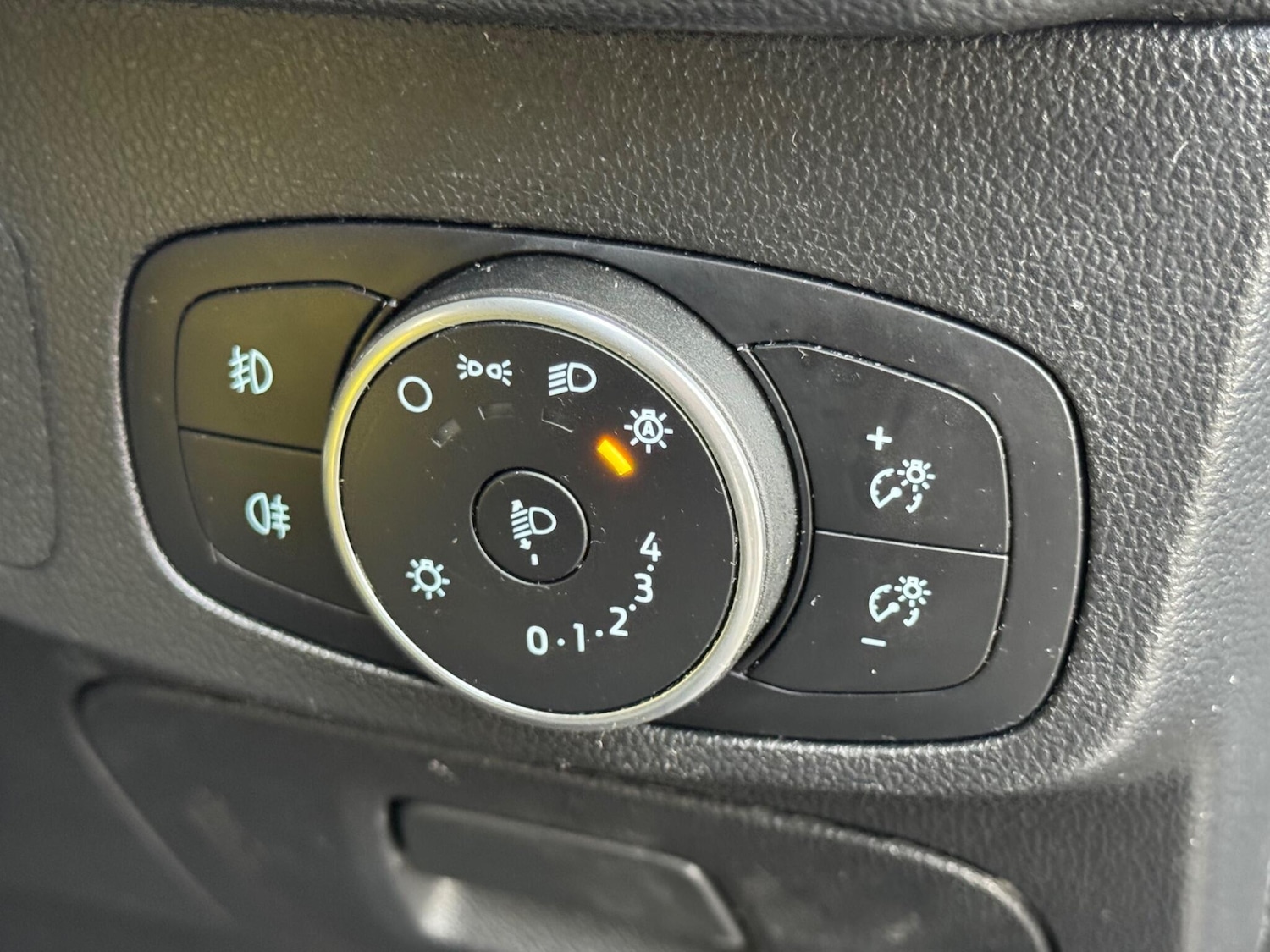 Used Ford Focus 2019 for sale - 76849804: Photo 25