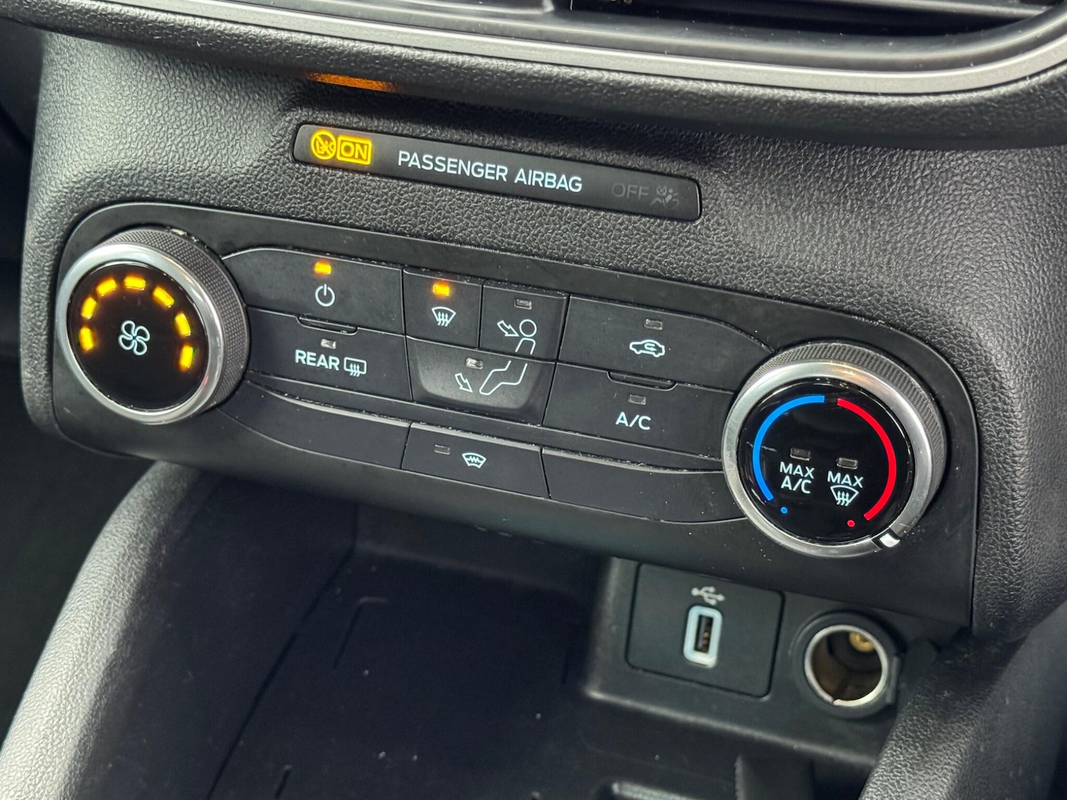 Used Ford Focus 2019 for sale - 76849804: Photo 41