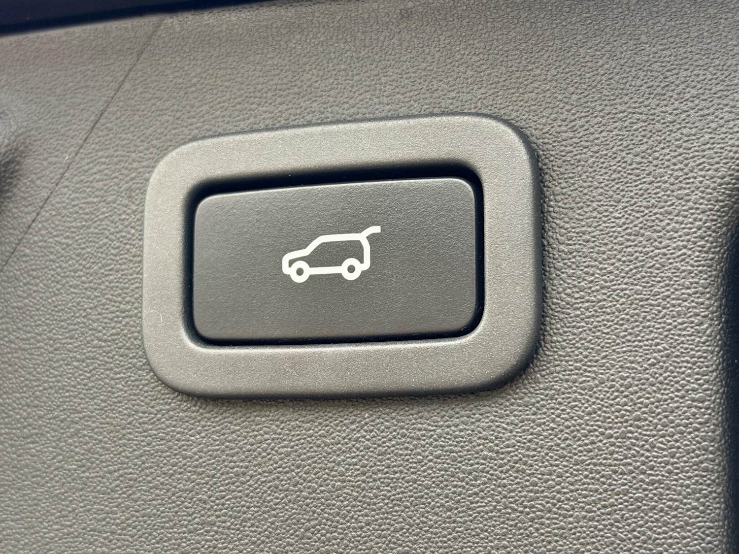 Used Land Rover Discovery Sport 2017 for sale - 77704834: Photo 20