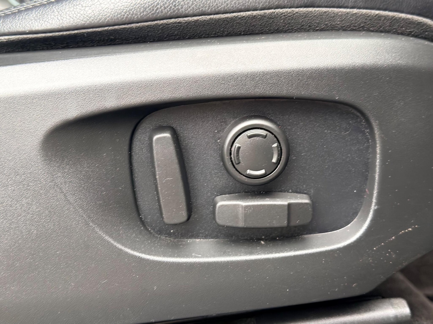 Used Land Rover Discovery Sport 2017 for sale - 77704834: Photo 26