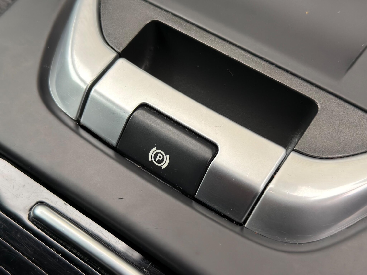 Used Land Rover Discovery Sport 2017 for sale - 77704834: Photo 46