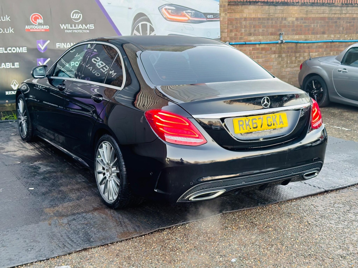 Used Mercedes-Benz C Class 2017 for sale - 77052450: Photo 16