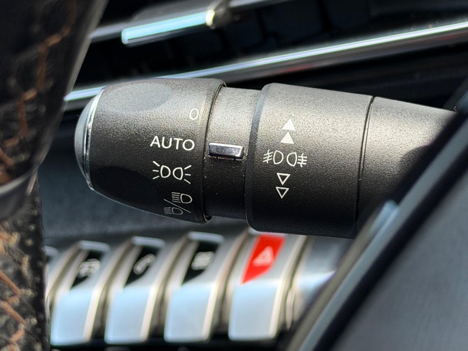 Used Peugeot 3008 2018 for sale - 78127320: Photo 28