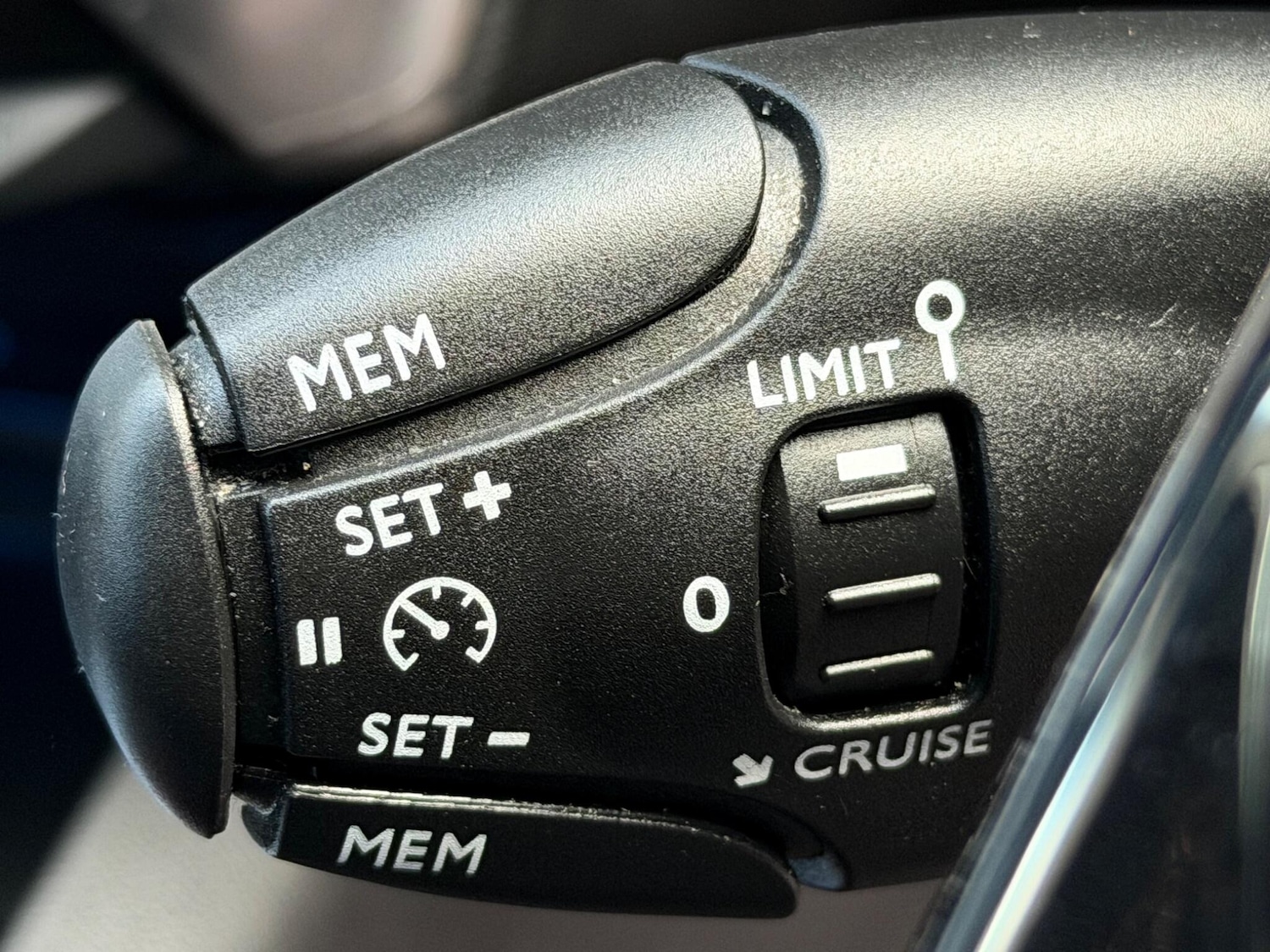 Used Peugeot 3008 2018 for sale - 78127320: Photo 29