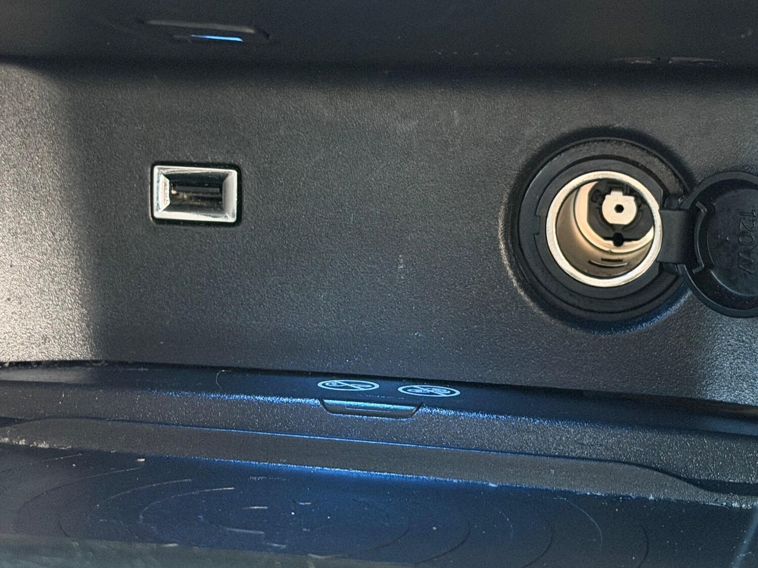 Used Peugeot 3008 2018 for sale - 78127320: Photo 40