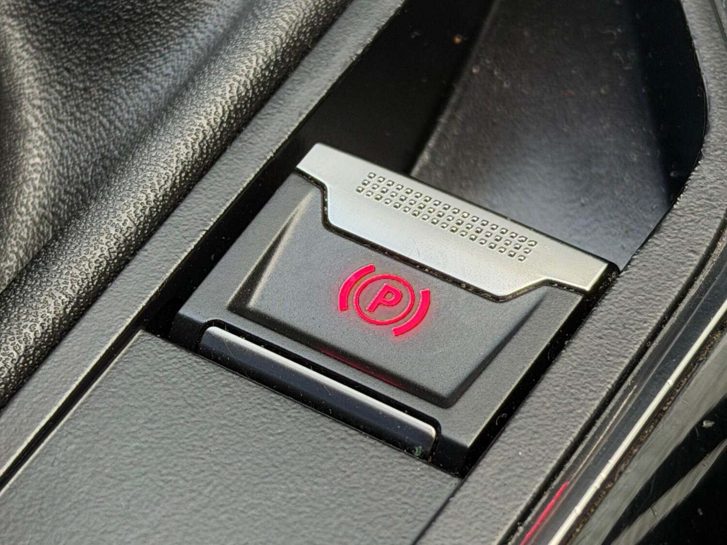 Used Peugeot 3008 2018 for sale - 78127320: Photo 43