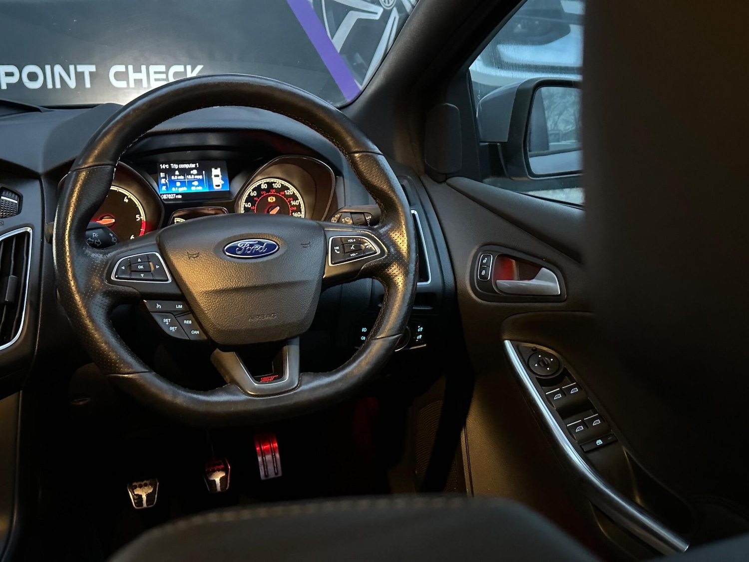 Used Ford Focus 2015 for sale - 76608543: Photo 12