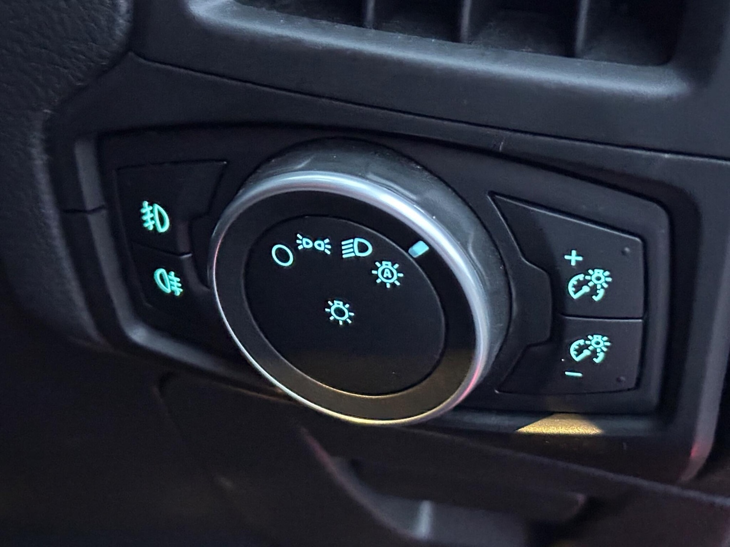 Used Ford Focus 2015 for sale - 76608543: Photo 27