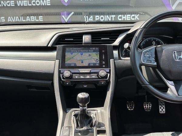 Used Honda Civic 2017 for sale - 74966009: Photo 32