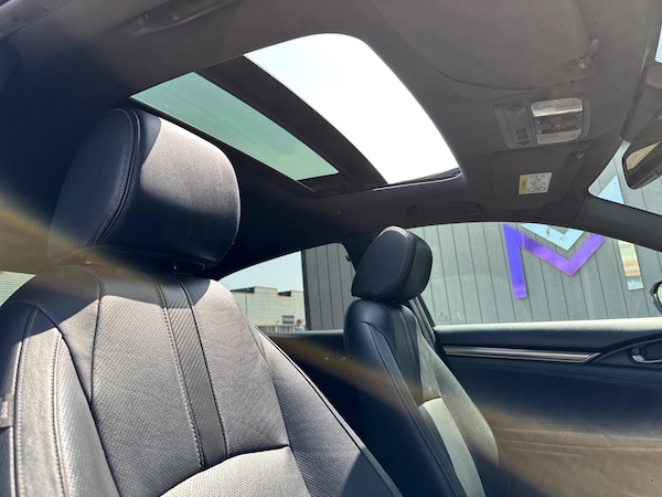 Used Honda Civic 2017 for sale - 74966009: Photo 9