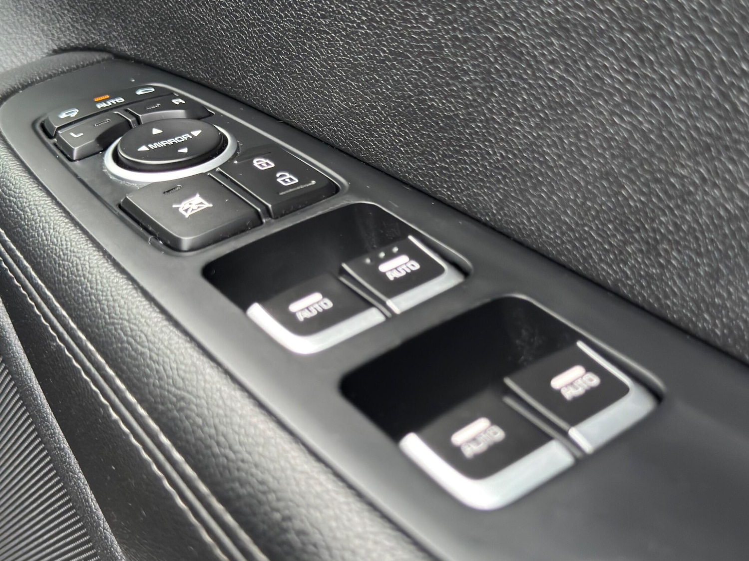 Used Kia Sorento 2016 for sale - 77120530: Photo 24