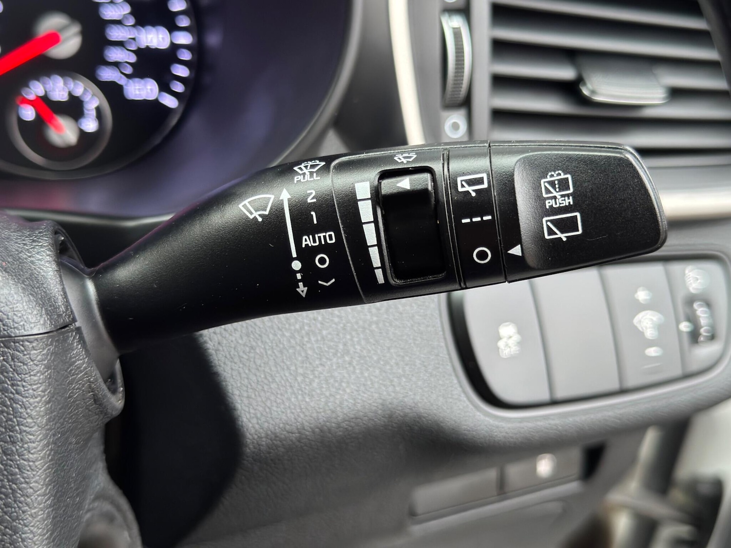 Used Kia Sorento 2016 for sale - 77120530: Photo 30