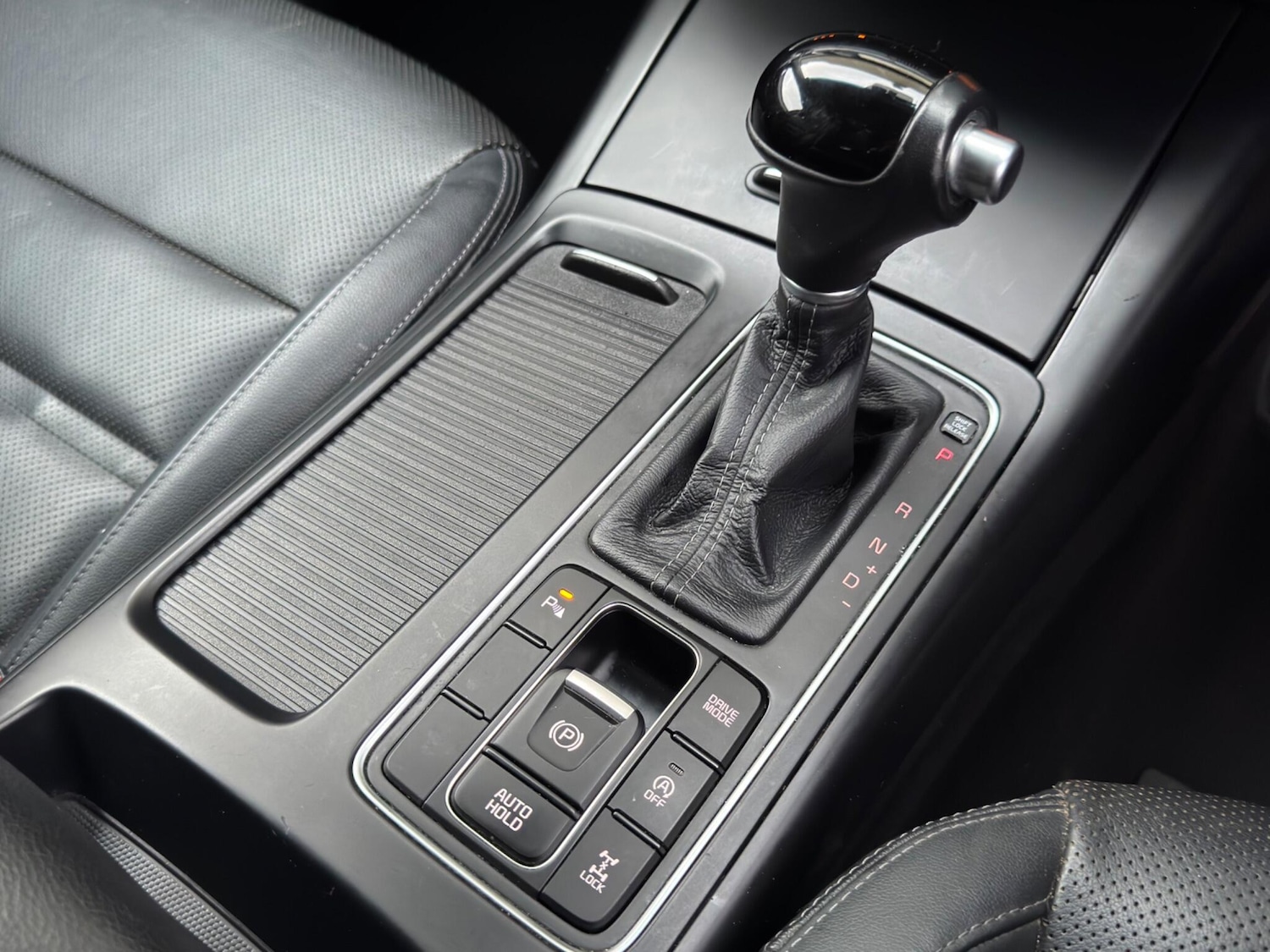 Used Kia Sorento 2016 for sale - 77120530: Photo 40