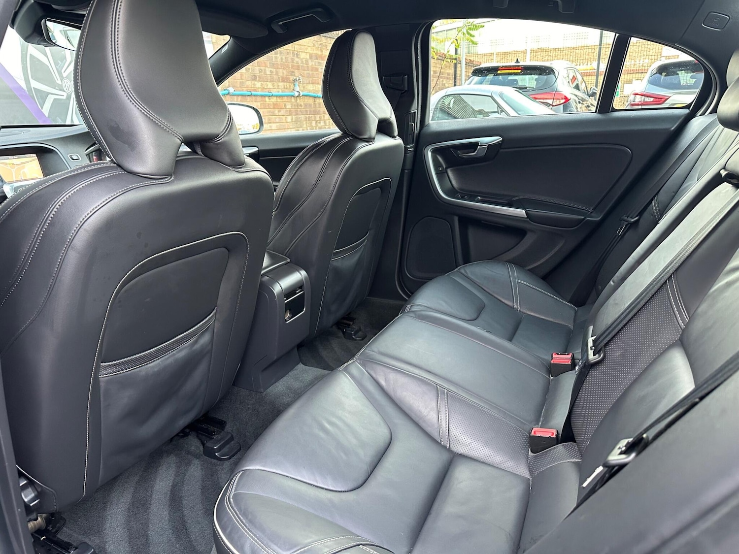 Used Volvo S60 2017 for sale - 76759770: Photo 46