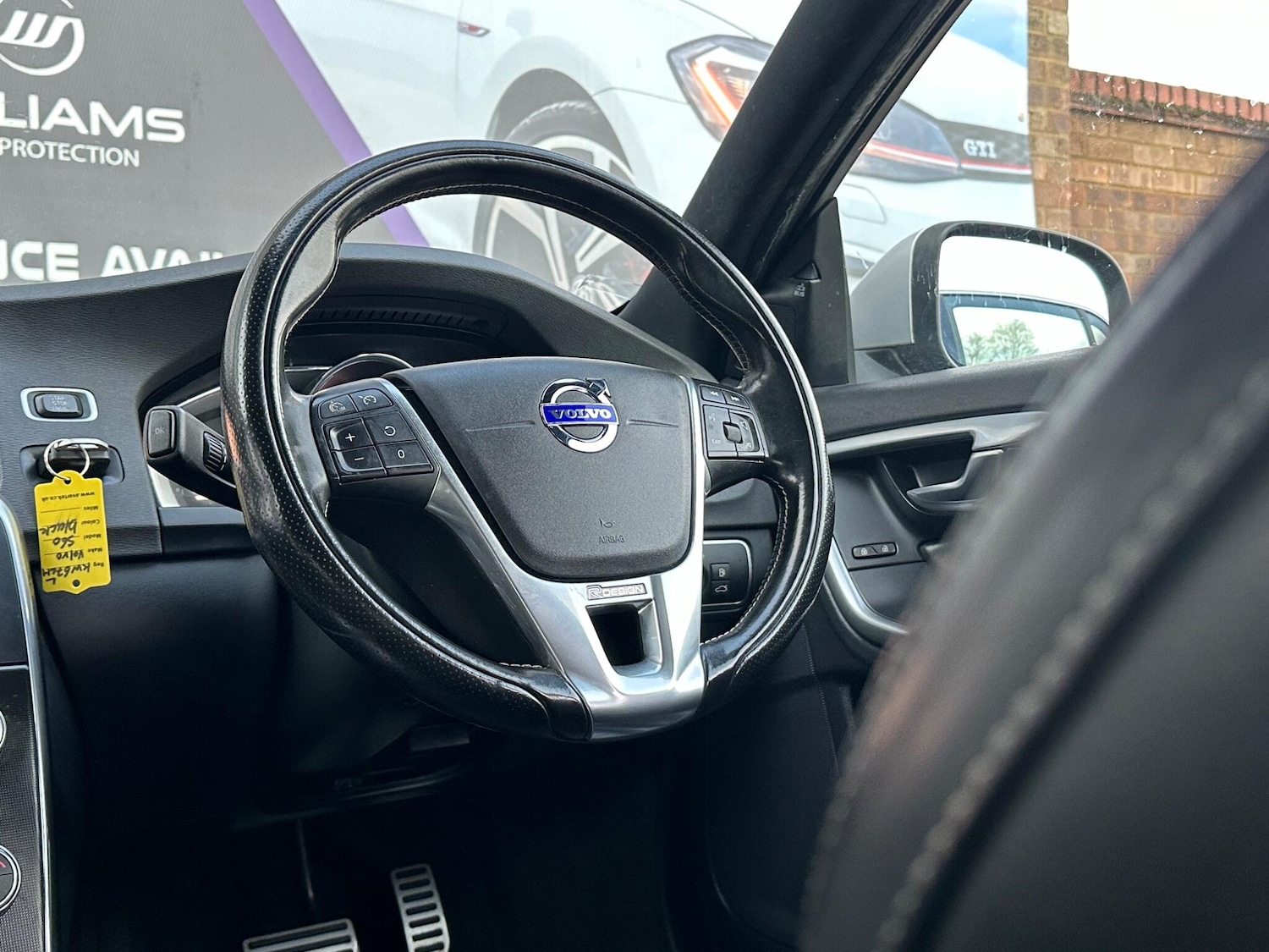 Used Volvo S60 2017 for sale - 76759770: Photo 48