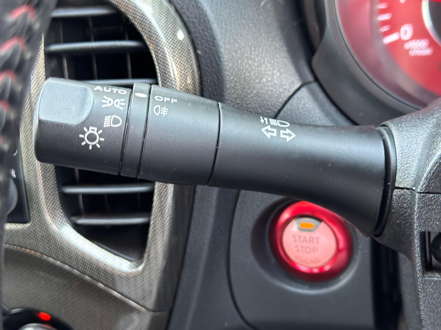 Used Nissan Juke 2017 for sale - 76752498: Photo 30