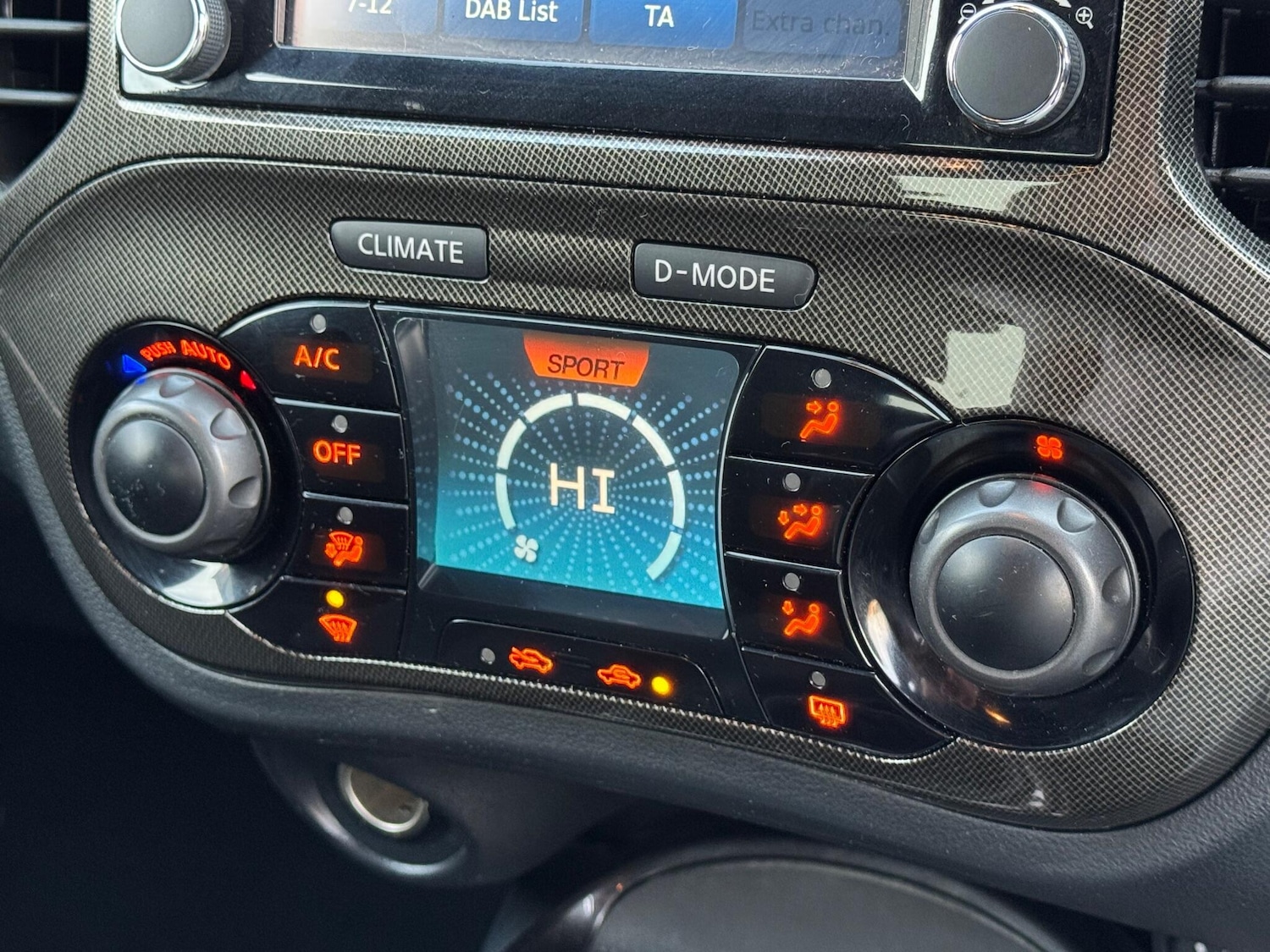 Used Nissan Juke 2017 for sale - 76752498: Photo 40