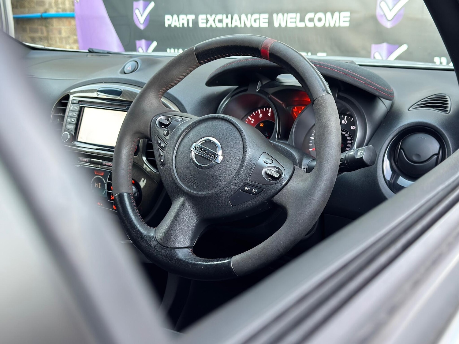 Used Nissan Juke 2017 for sale - 76752498: Photo 9