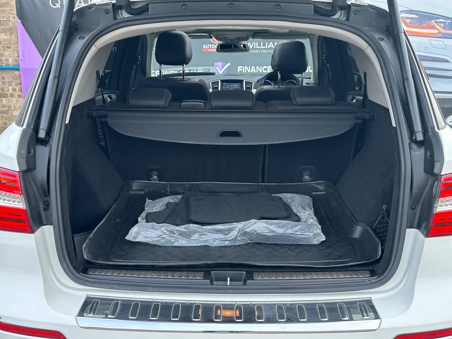 Used Mercedes-Benz M-Class 2015 for sale - 76072290: Photo 18