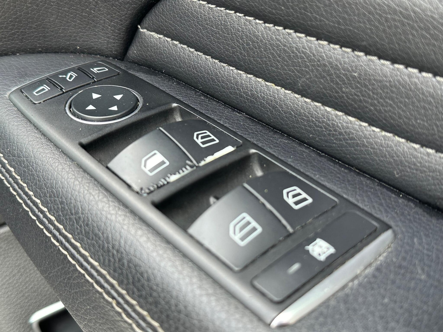 Used Mercedes-Benz M-Class 2015 for sale - 76072290: Photo 24