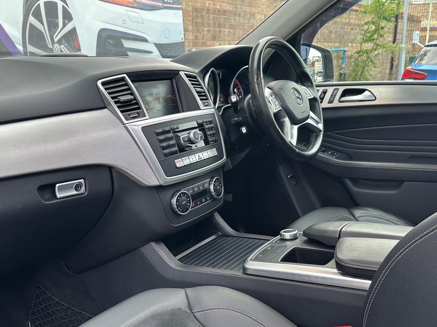 Used Mercedes-Benz M-Class 2015 for sale - 76072290: Photo 49