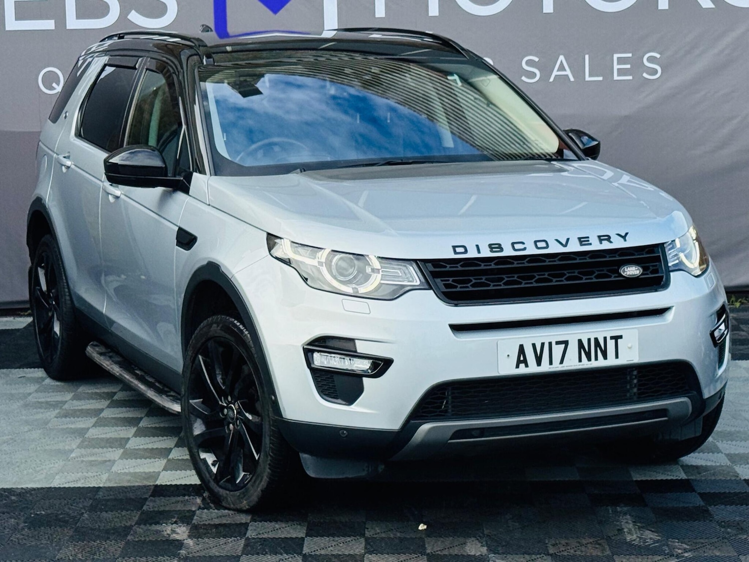Used Land Rover Discovery Sport 2017 for sale - 77524368: Photo 3