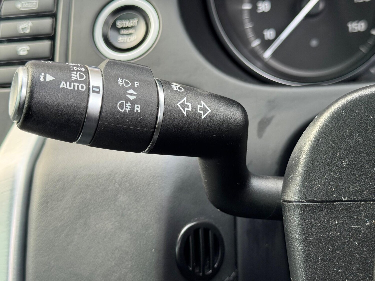 Used Land Rover Discovery Sport 2017 for sale - 77524368: Photo 34