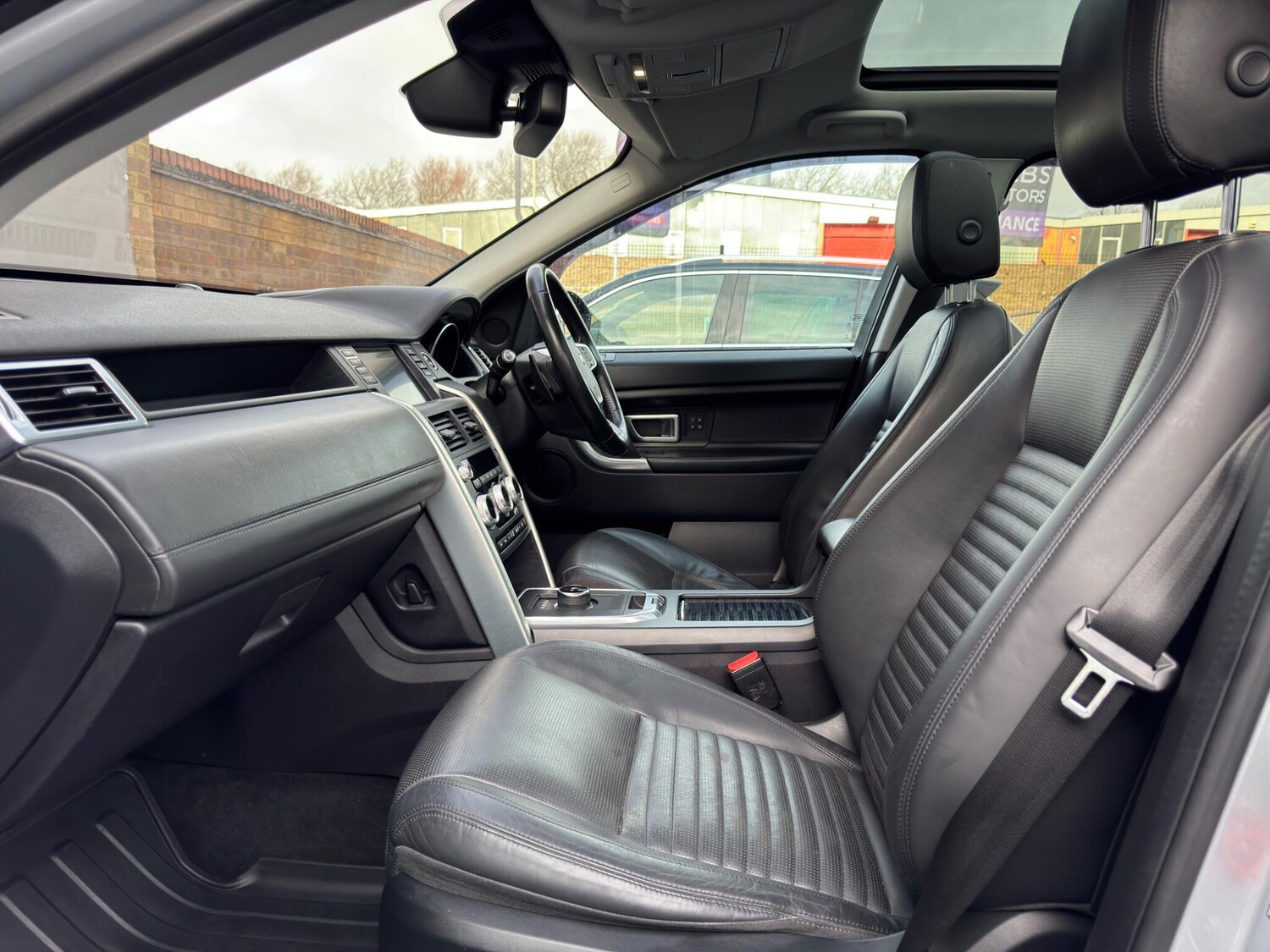 Used Land Rover Discovery Sport 2017 for sale - 77524368: Photo 58