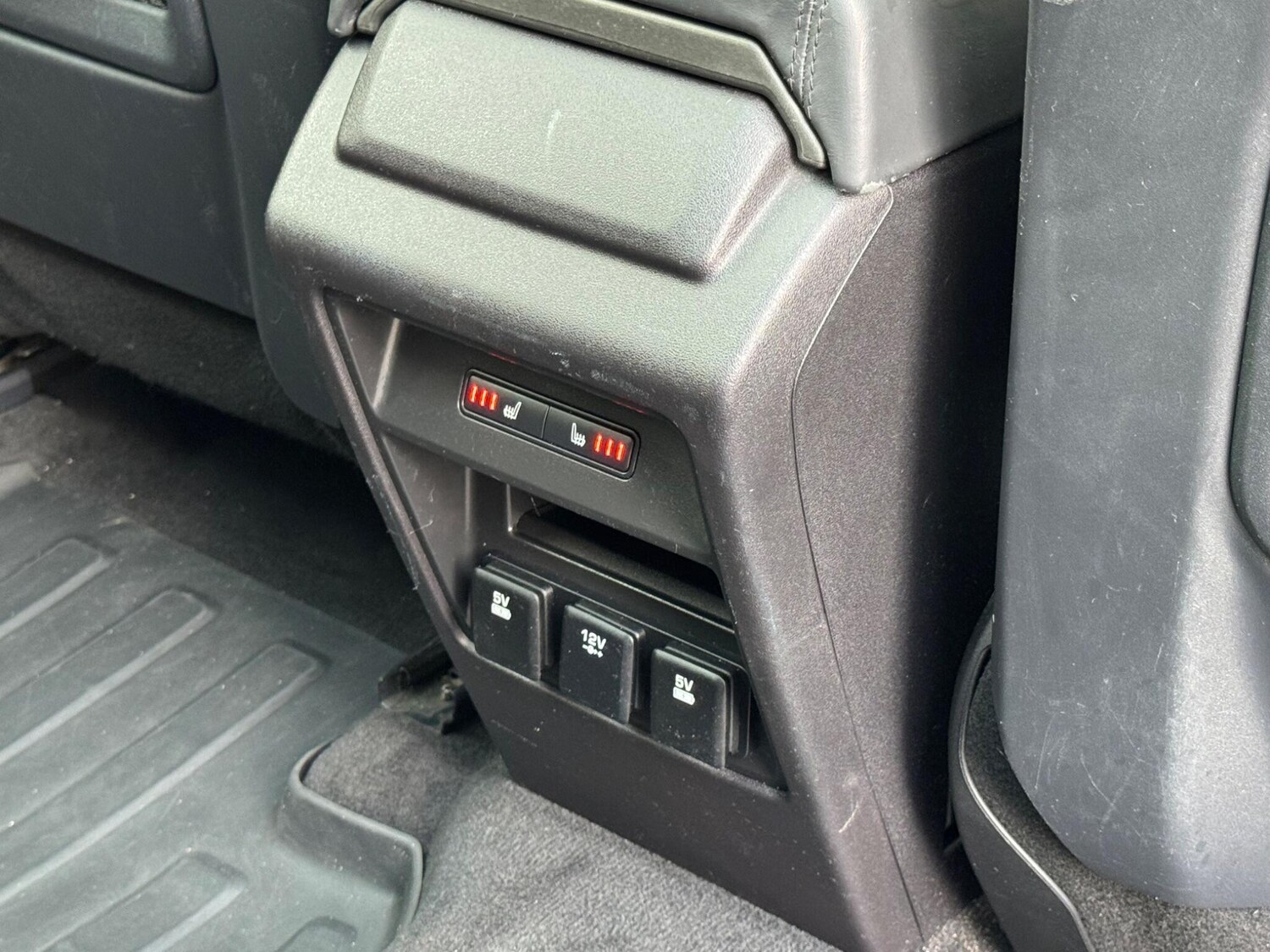 Used Land Rover Discovery Sport 2017 for sale - 77524368: Photo 64