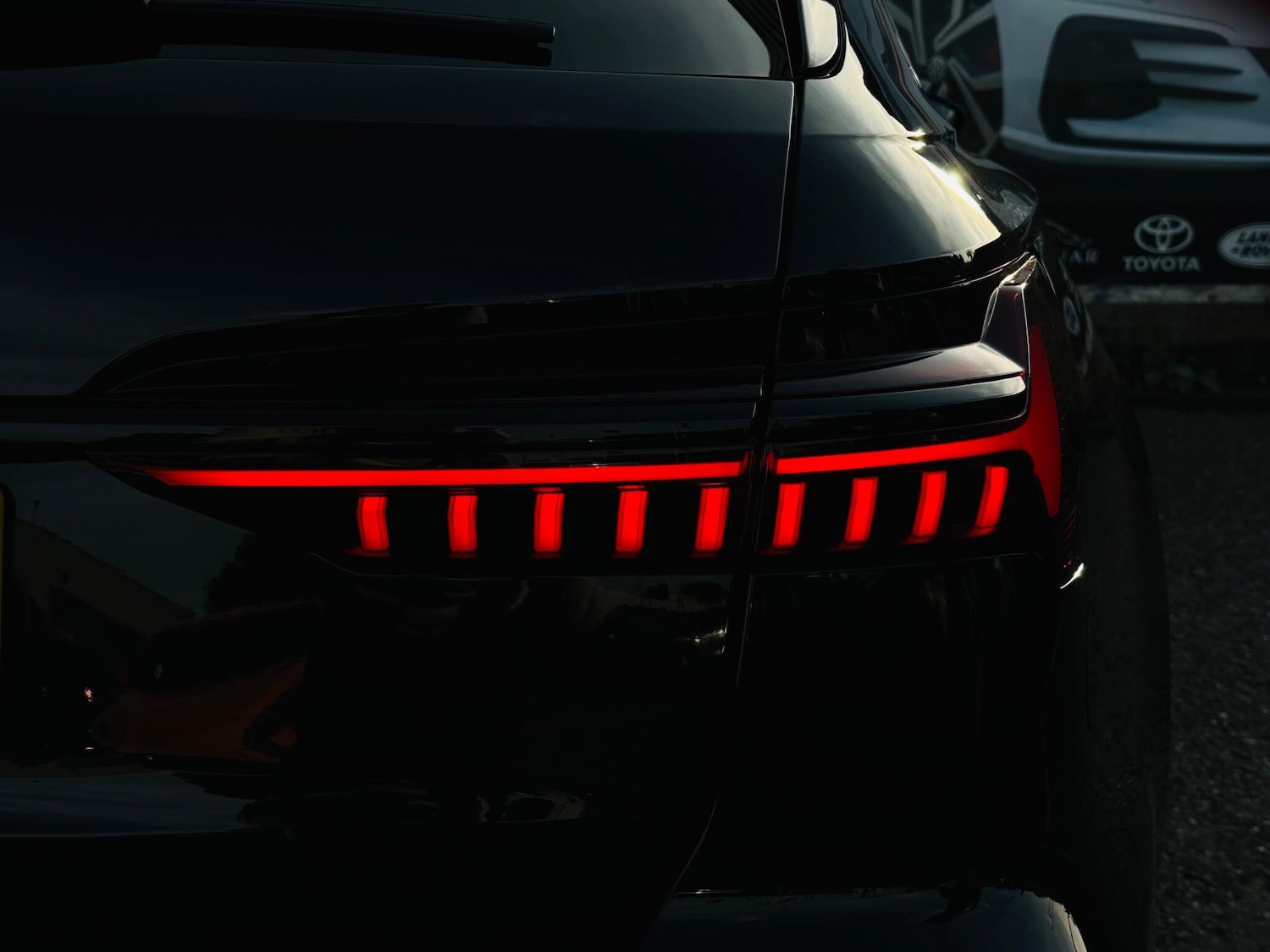 Used Audi RS6 2023 for sale - 76989350: Photo 12