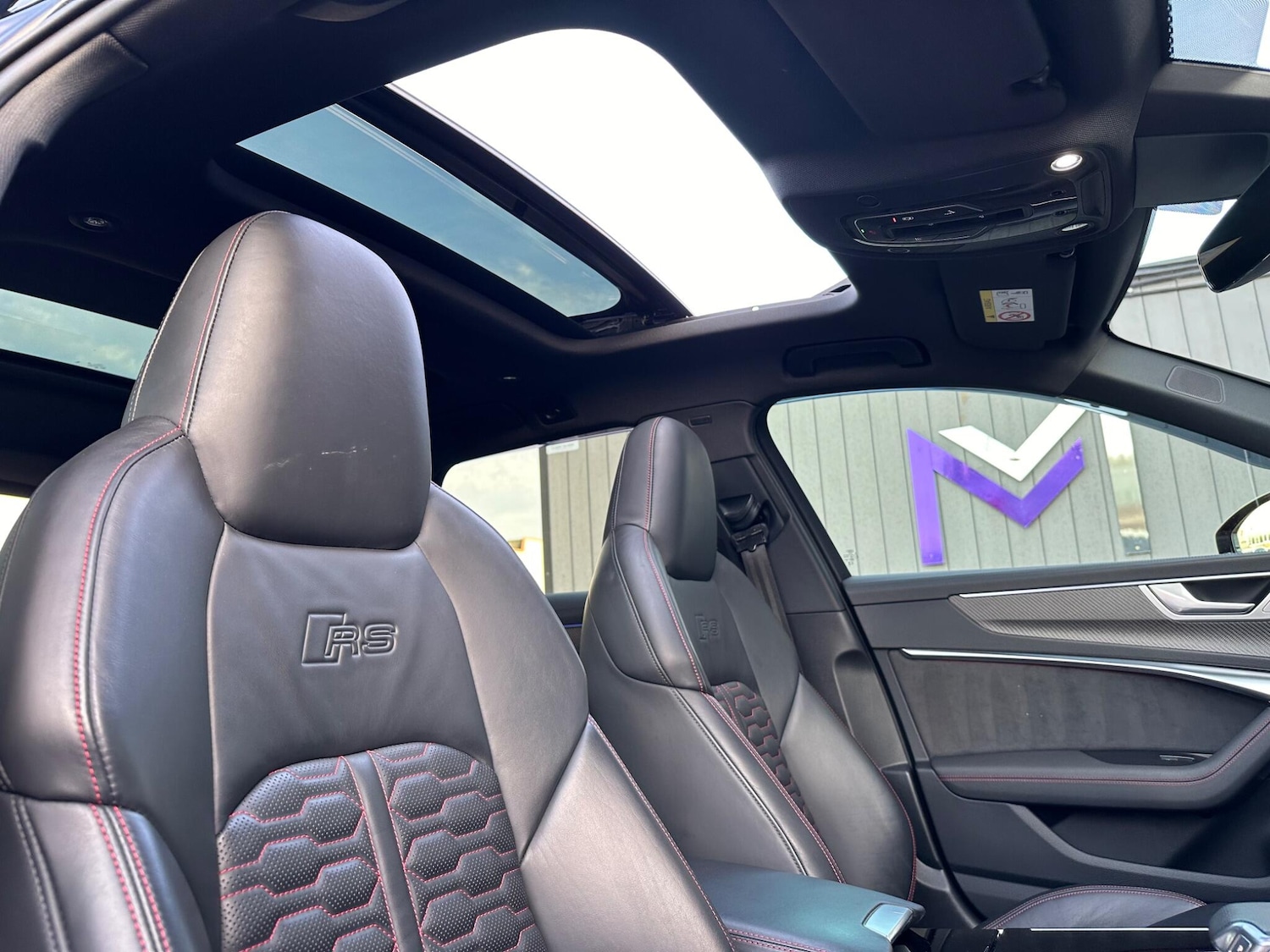 Used Audi RS6 2023 for sale - 76989350: Photo 14
