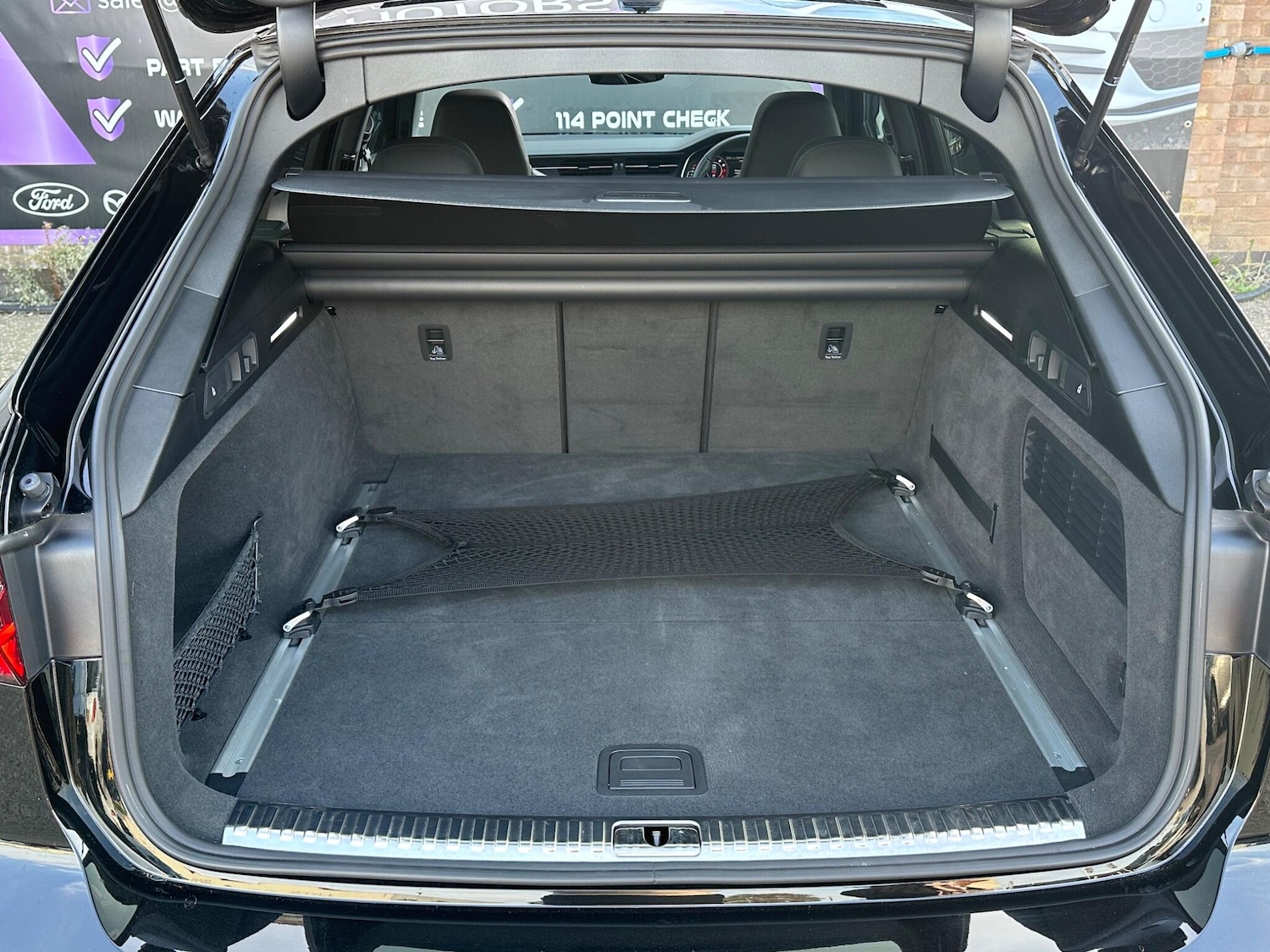 Used Audi RS6 2023 for sale - 76989350: Photo 24