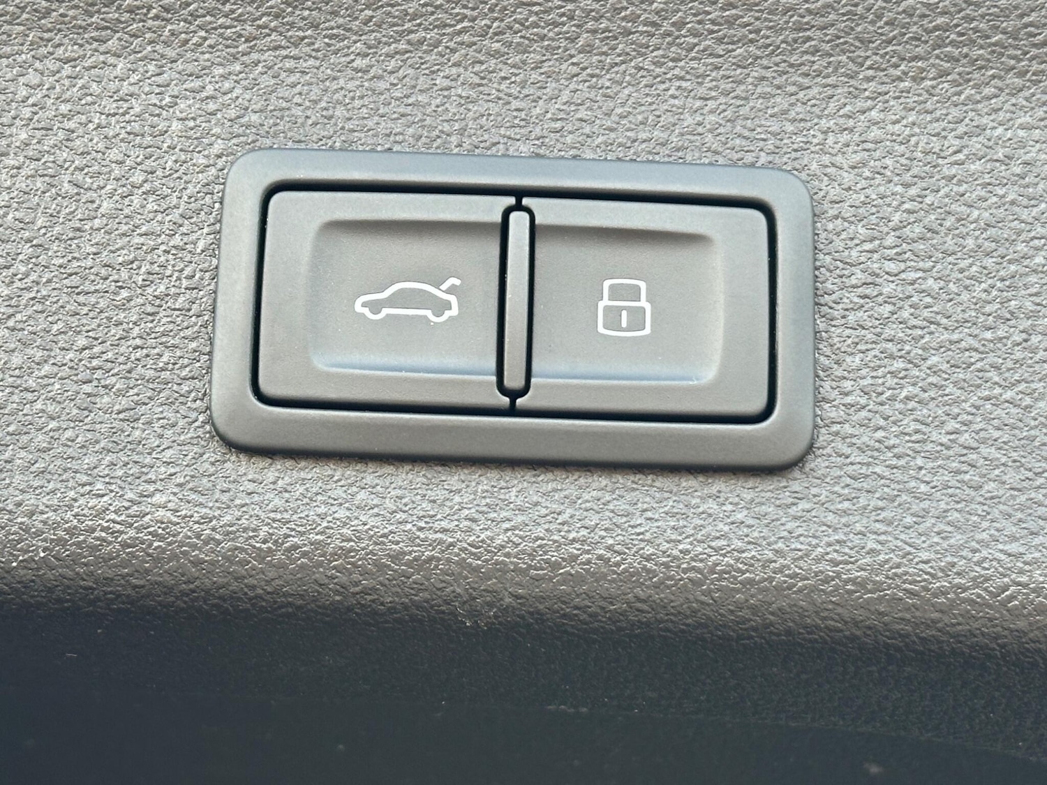 Used Audi RS6 2023 for sale - 76989350: Photo 25