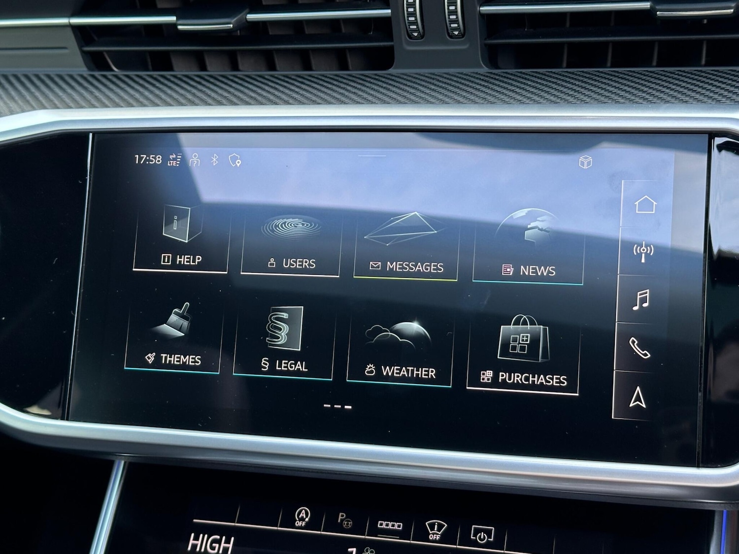 Used Audi RS6 2023 for sale - 76989350: Photo 46