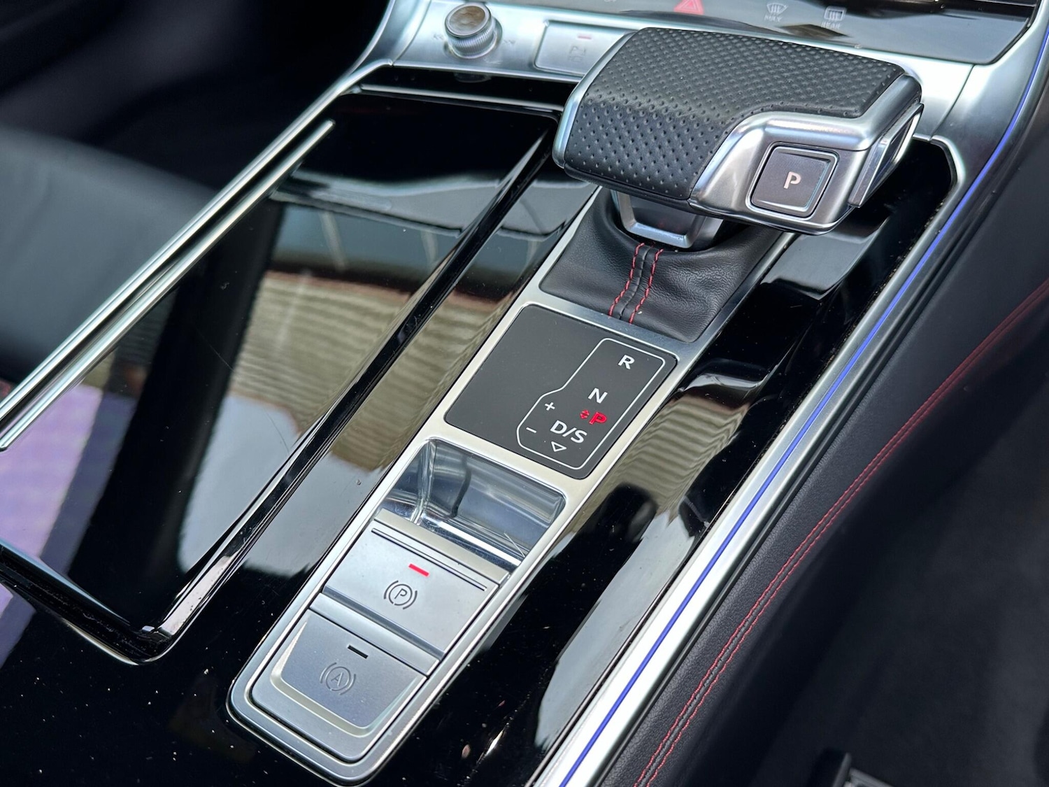 Used Audi RS6 2023 for sale - 76989350: Photo 56