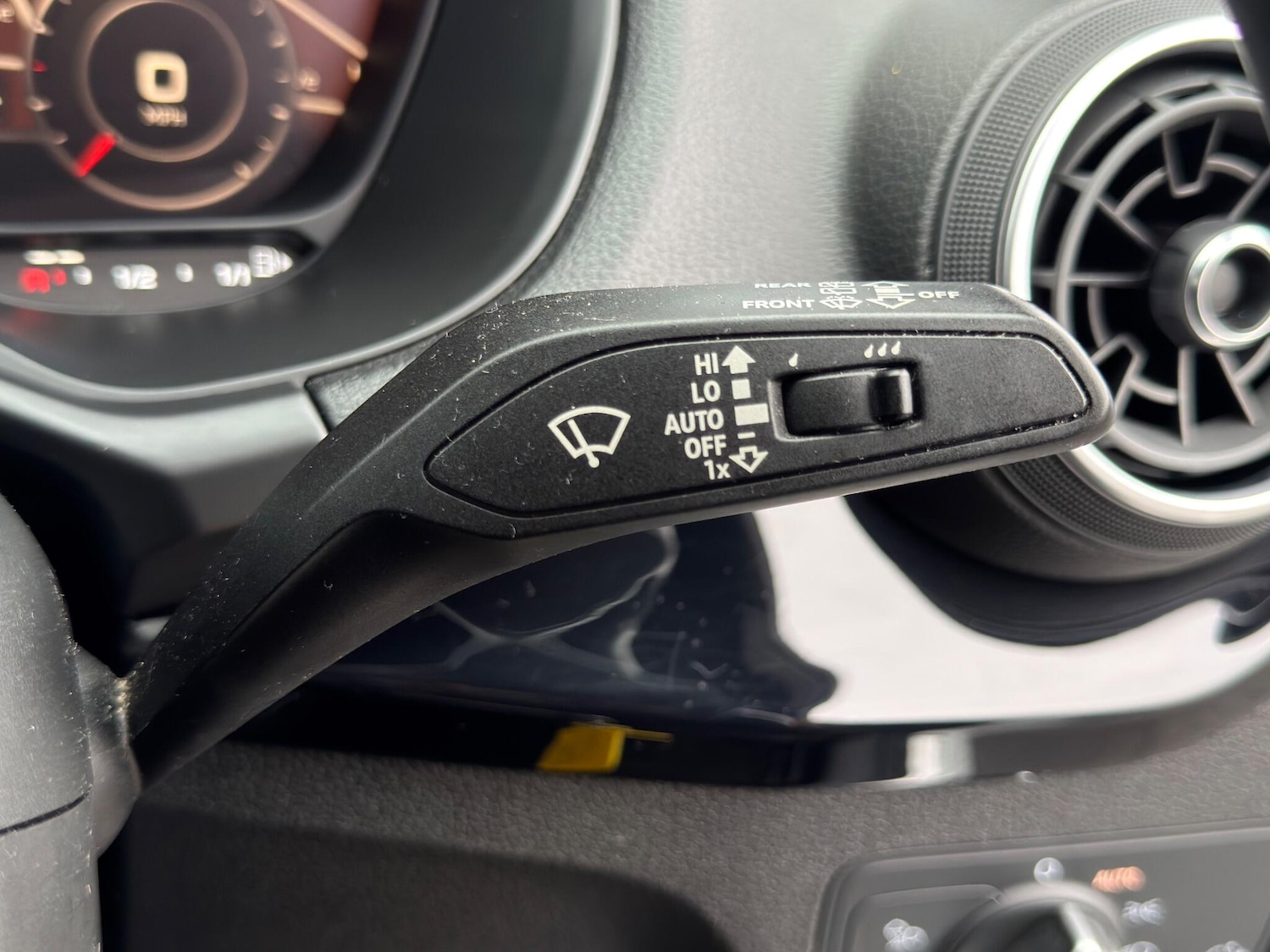 Used Audi Q2 2019 for sale - 77439833: Photo 32